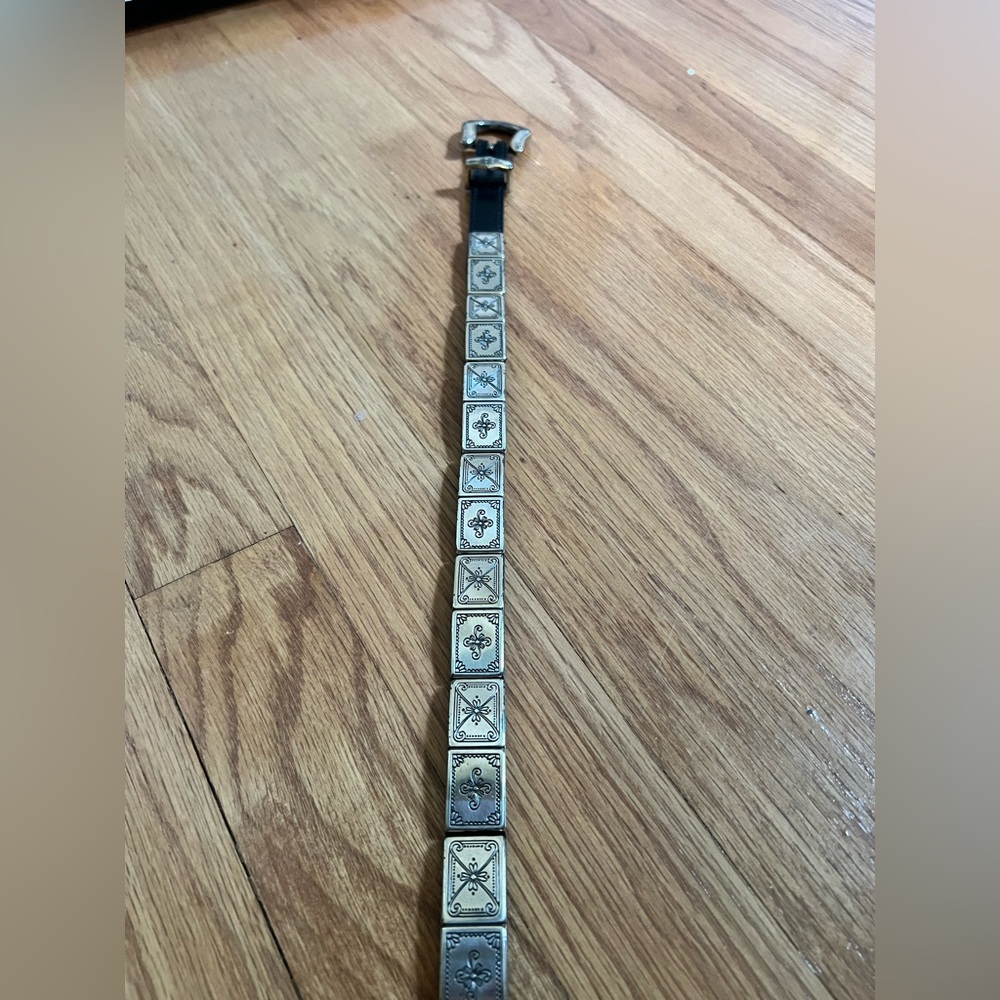 Silver vintage belt with engraved squares